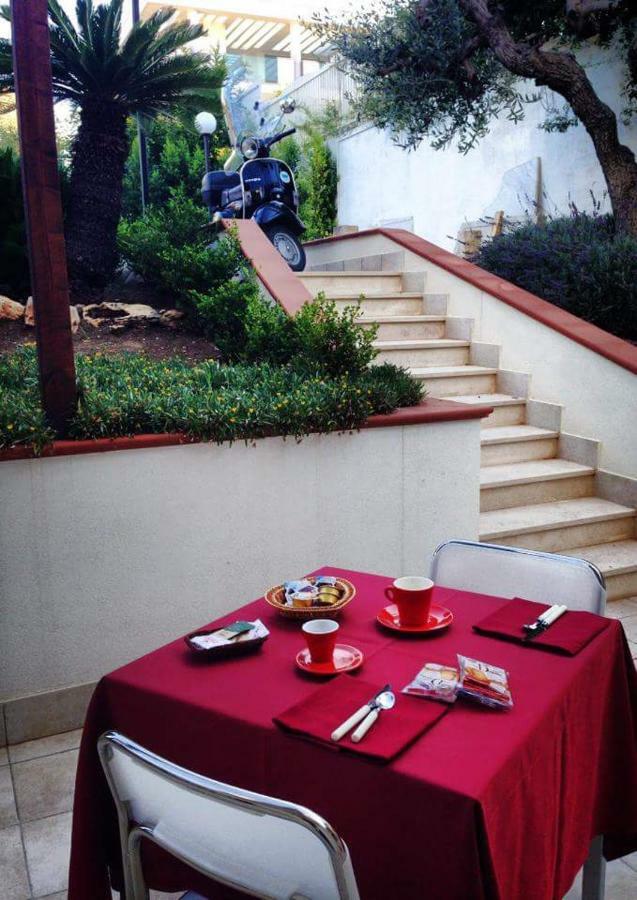 B&B Le Coppe Bisceglie Exteriör bild